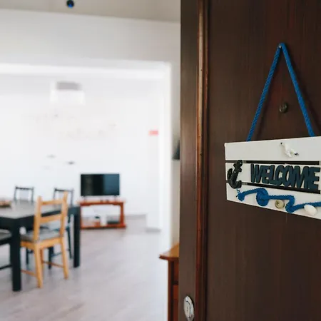 Apartamento With 5 Bedrooms