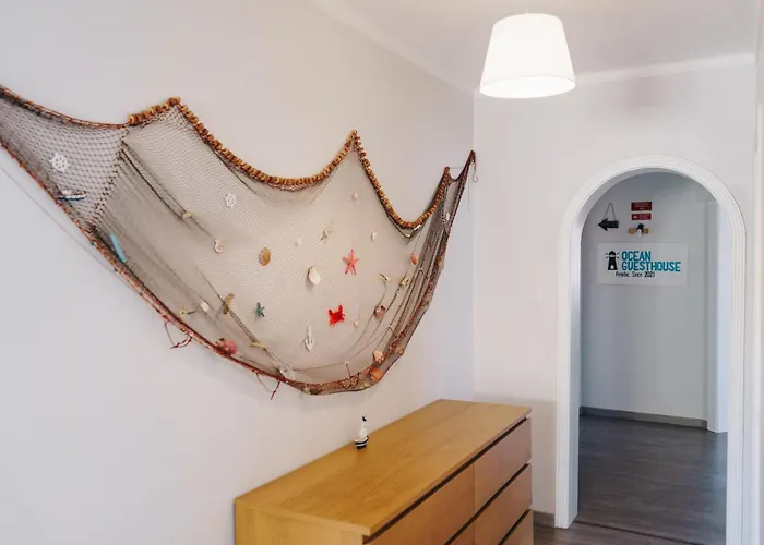With 5 Bedrooms * بينيش