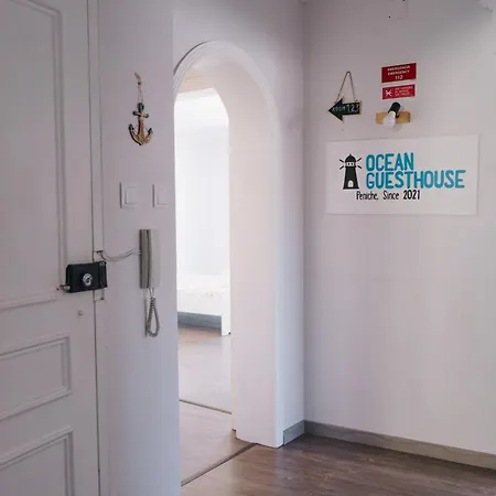 With 5 Bedrooms Apartment