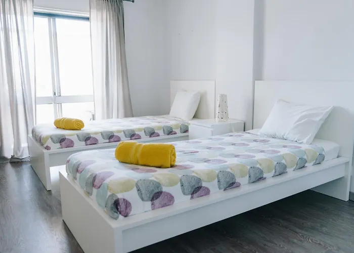 With 5 Bedrooms Apartment