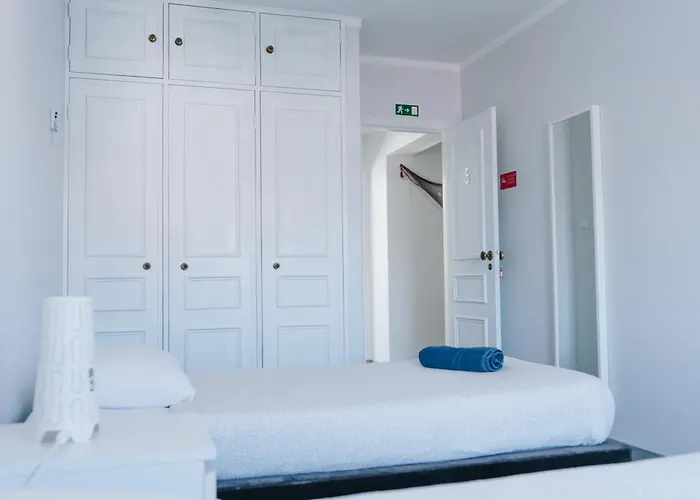 Apartment With 5 Bedrooms
